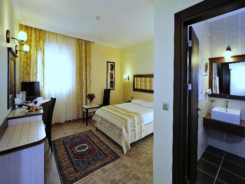 Monark Hotel Cappadocia Nevşehir Exteriör bild
